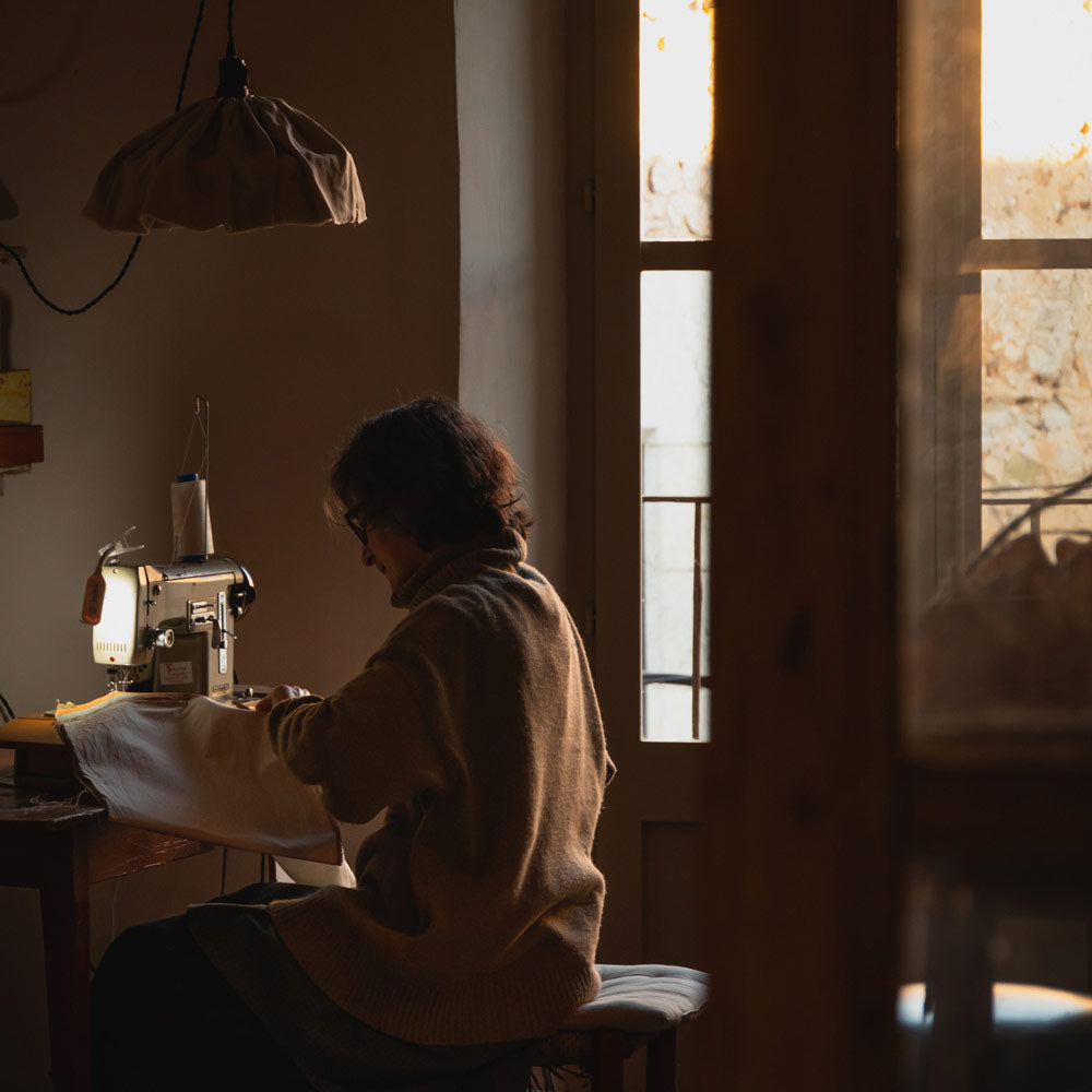 Handmade Lighting: Chamusquina's Soulful Lamps in Rural Spain
